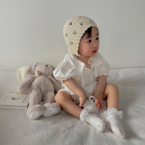 Mon Petit Bebe - Korean Baby Fashion - #babygirlfashion - Baby Heart Eyelet Body Suit