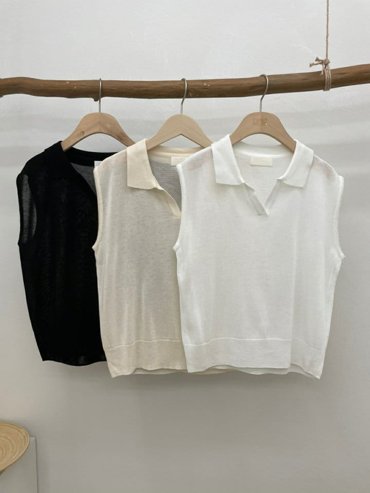 Most - Korean Women Fashion - #romanticstyle - Nello Sleeveless Tee