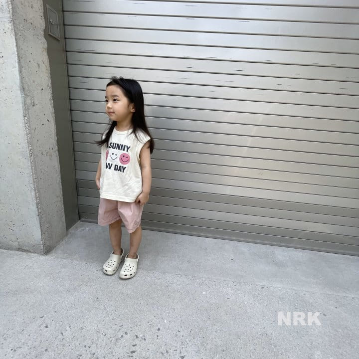 Nrk - Korean Children Fashion - #Kfashion4kids - Smile Sleeveless Tee