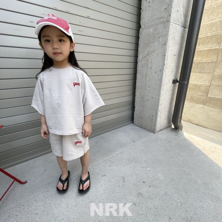 Nrk - Korean Children Fashion - #kidsshorts - Versity Top Bottom Set