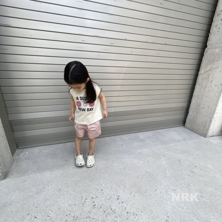 Nrk - Korean Children Fashion - #littlefashionista - Smile Sleeveless Tee - 2