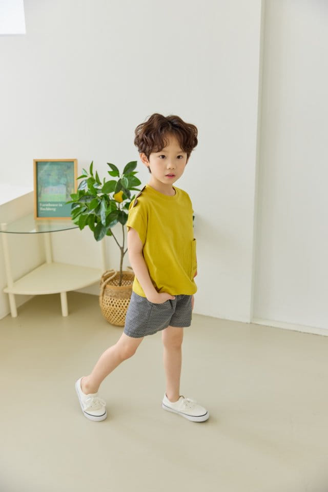 Orange Mom - Korean Children Fashion - #magicofchildhood - Big Pocket Tee - 3