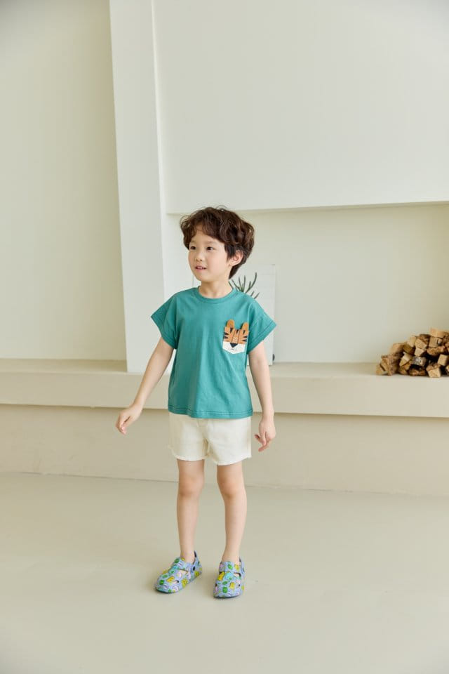 Orange Mom - Korean Children Fashion - #stylishchildhood - Tiger Pocket Tee - 7