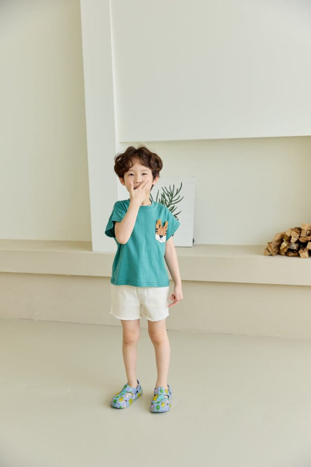 Orange Mom - Korean Children Fashion - #toddlerclothing - Tiger Pocket Tee - 6