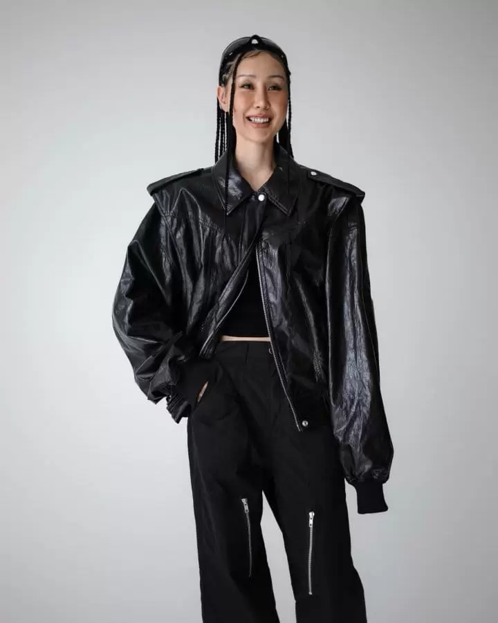 Paper Moon - Korean Women Fashion - #momslook - Vegan L Oversized Draping Pattern Zipped Up Jacket - 2