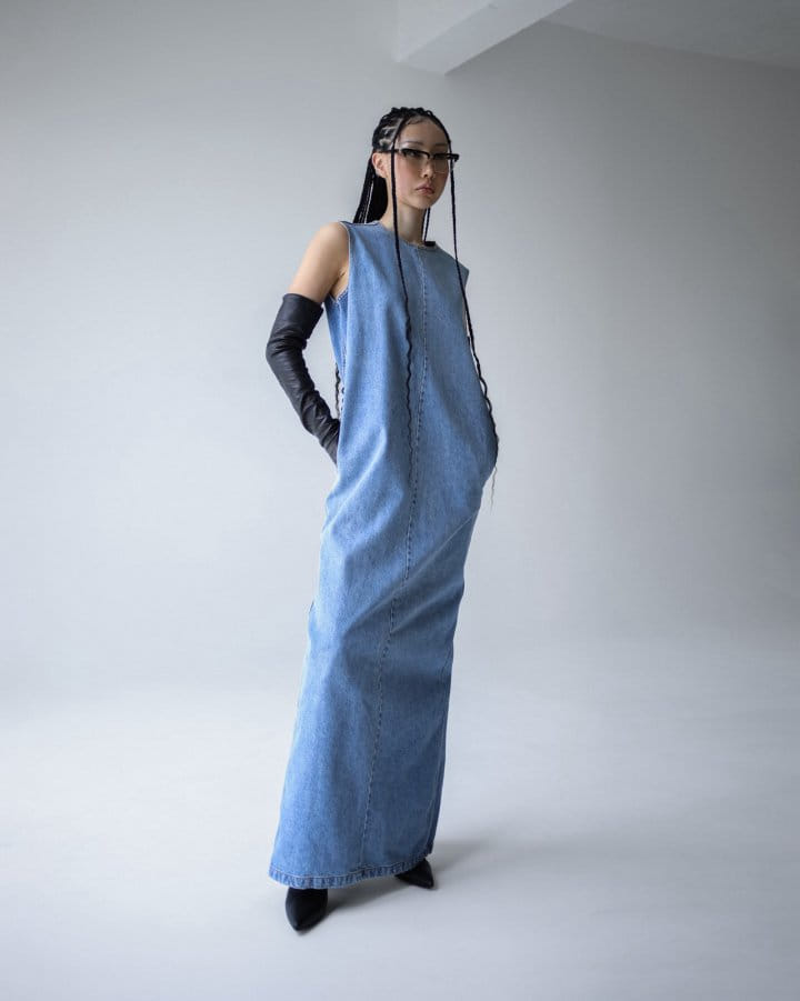 Paper Moon - Korean Women Fashion - #momslook - Blue Denim Sleeveless Maxi One-Piece - 2