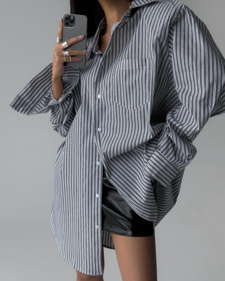 Paper Moon - Korean Women Fashion - #momslook - Boyfriend Fit Oversized ST Button Down Shirt - 2
