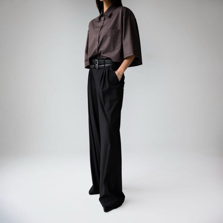 Paper Moon - Korean Women Fashion - #vintagekidsstyle - Half Sleeved Cropped Button Down Shirt - 4
