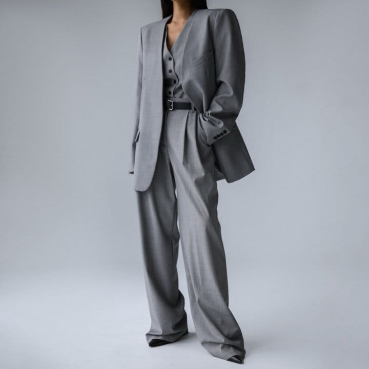 Paper Moon - Korean Women Fashion - #pursuepretty - Sharkskin Fabric Collarless Oversized Set Up Blazer - 3