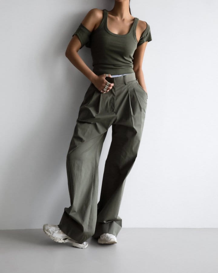 Paper Moon - Korean Women Fashion - #vintageinspired - C Two Pin Tuck Wide Trousers - 3