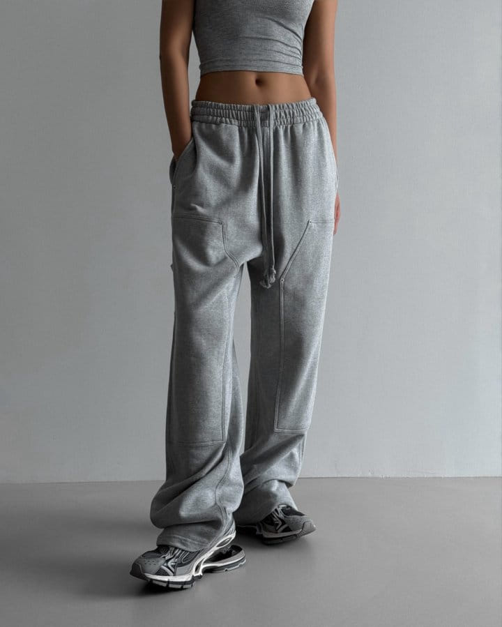 Paper Moon - Korean Women Fashion - #vintageinspired - Rivet Point Detail Carpenter Sweat Trousers - 5