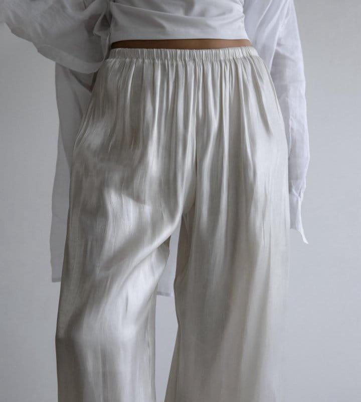 Paper Moon - Korean Women Fashion - #womensfashion - Classic Silky Wide Trousers