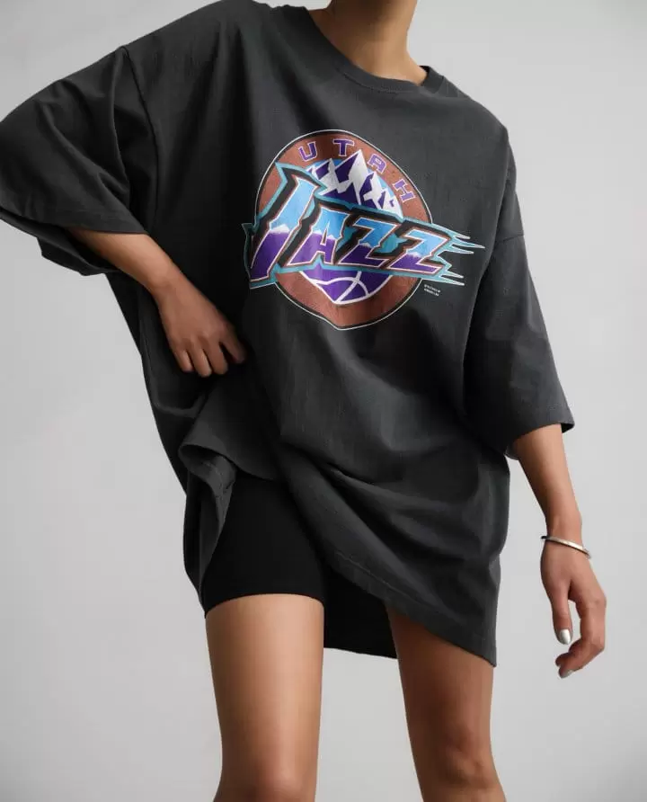 Paper Moon - Korean Women Fashion - #womensfashion - Oversized Jazz Print Tee - 2