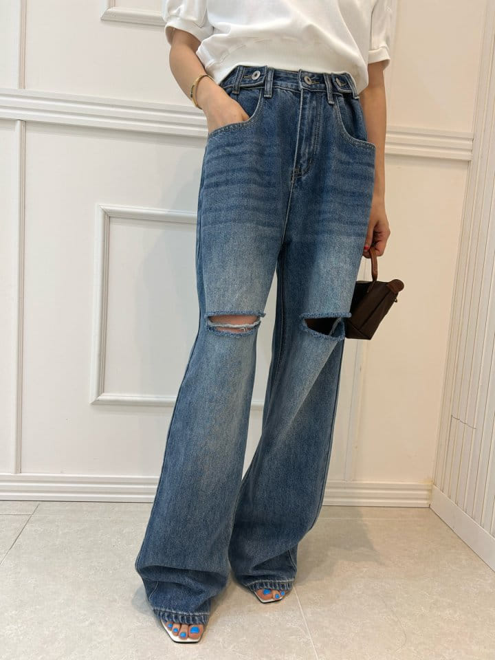 Pearls room - Korean Women Fashion - #momslook - Tu Slit Denim - 6