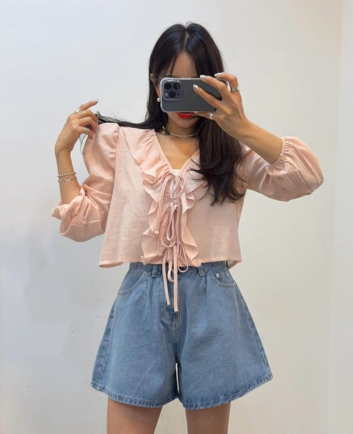 Pearls room - Korean Women Fashion - #momslook - Frill Ribbon Blouse