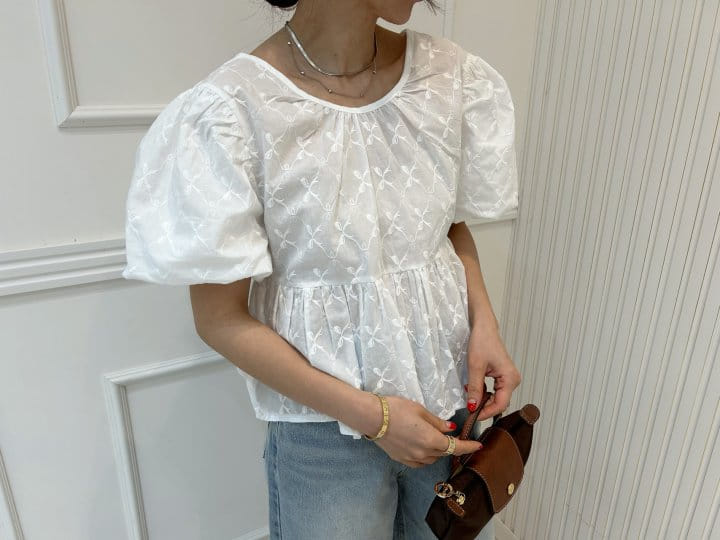 Pearls room - Korean Women Fashion - #momslook - Back String Blouse - 3