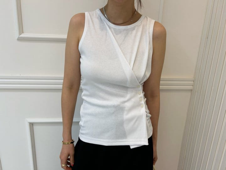 Pearls room - Korean Women Fashion - #shopsmall - Button Sleeveless Tee - 9