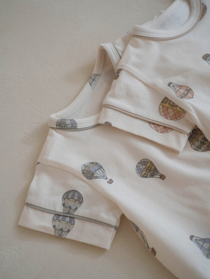 Peekaboo - Korean Baby Fashion - #babyfever - Hot Air Body Suit - 4