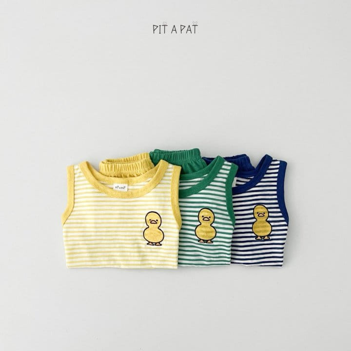 Pitapat - Korean Children Fashion - #designkidswear - Baby Duck L Seleeveless Top Bottom Set - 6