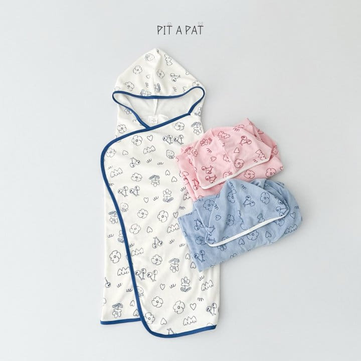 Pitapat - Korean Children Fashion - #prettylittlegirls - Sketch Towel Gown - 3