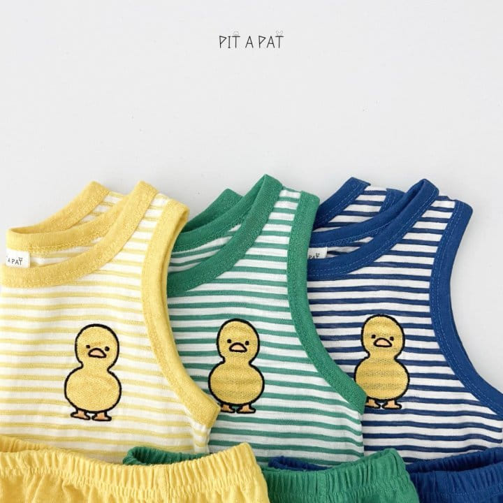 Pitapat - Korean Children Fashion - #todddlerfashion - Baby Duck L Seleeveless Top Bottom Set