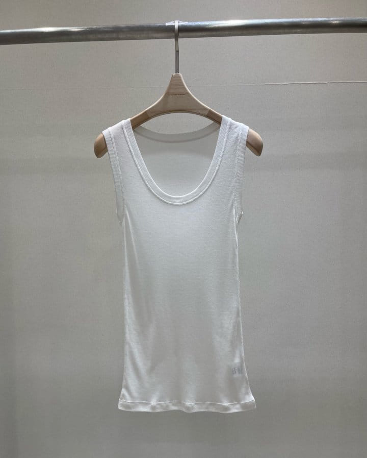 Plushong - Korean Women Fashion - #womensfashion - Theory Sleeveless Tee - 3