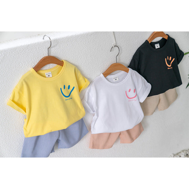 Raykids - Korean Children Fashion - #childofig - Short Smile Top Bottom Set - 6