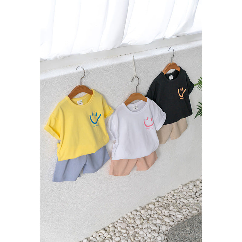 Raykids - Korean Children Fashion - #minifashionista - Short Smile Top Bottom Set - 3