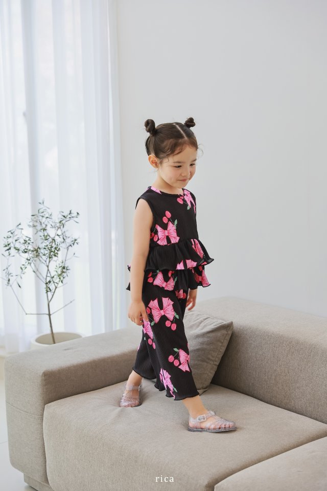 Rica - Korean Children Fashion - #childofig - Cherry Ribbon Top Bottom Set - 4