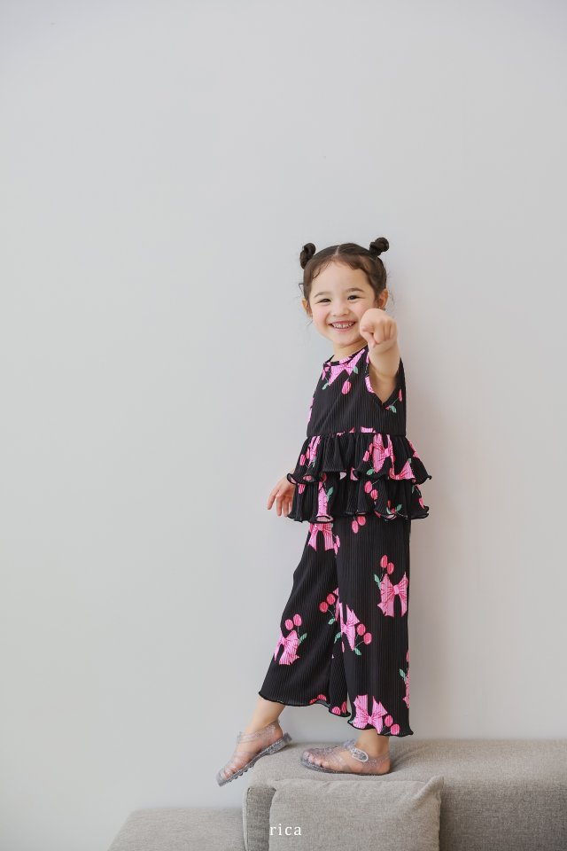 Rica - Korean Children Fashion - #fashionkids - Cherry Ribbon Top Bottom Set - 8
