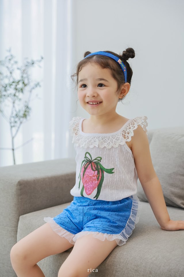 Rica - Korean Children Fashion - #magicofchildhood - Strawberry Lace Tee