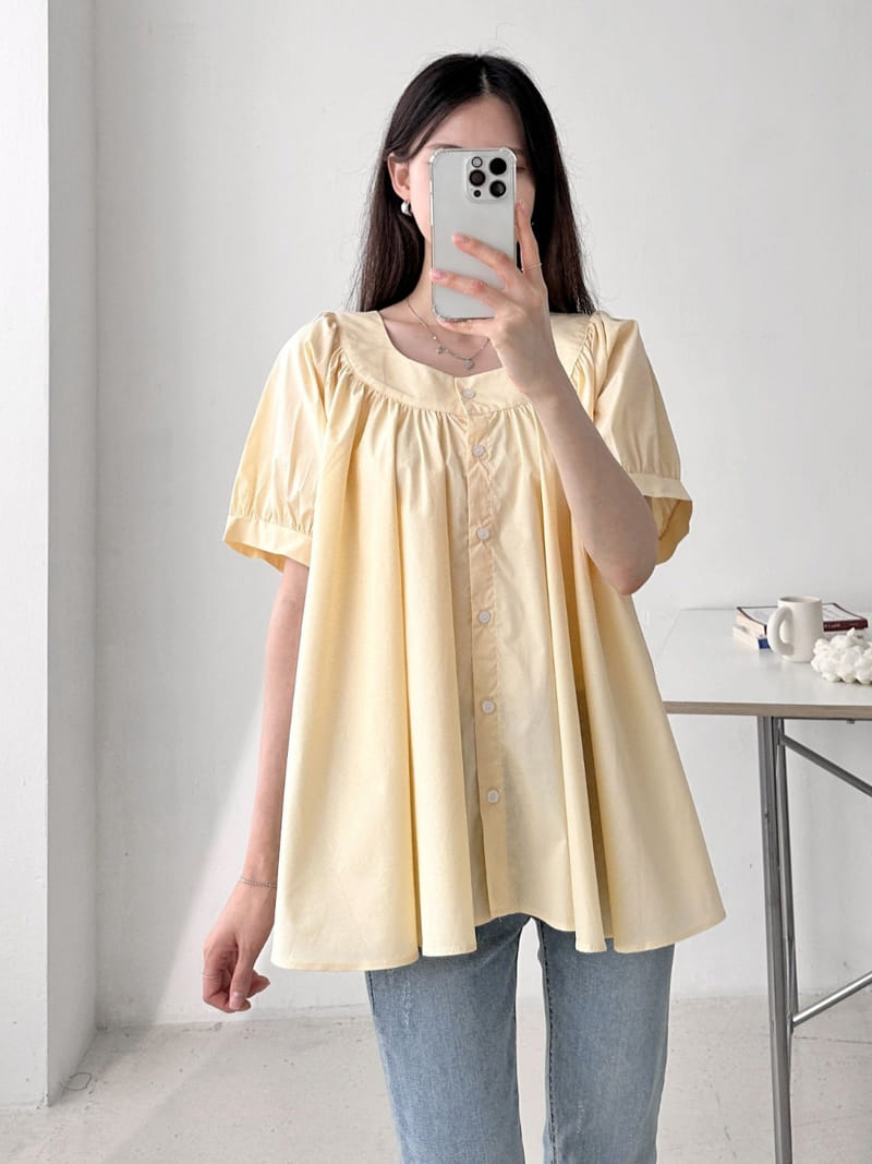 Theggllim - Korean Women Fashion - #momslook - Round Shirring Blouse - 5