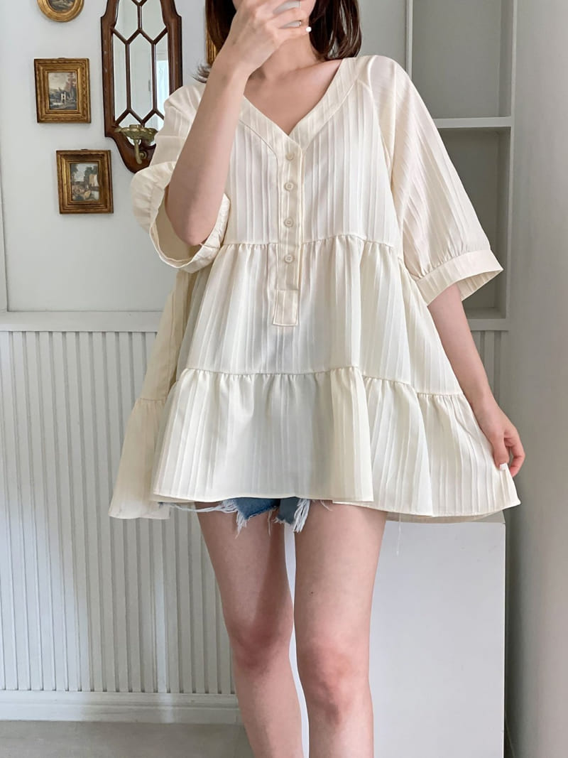 Theggllim - Korean Women Fashion - #thatsdarling - Frill Kan Kan Blouse - 8