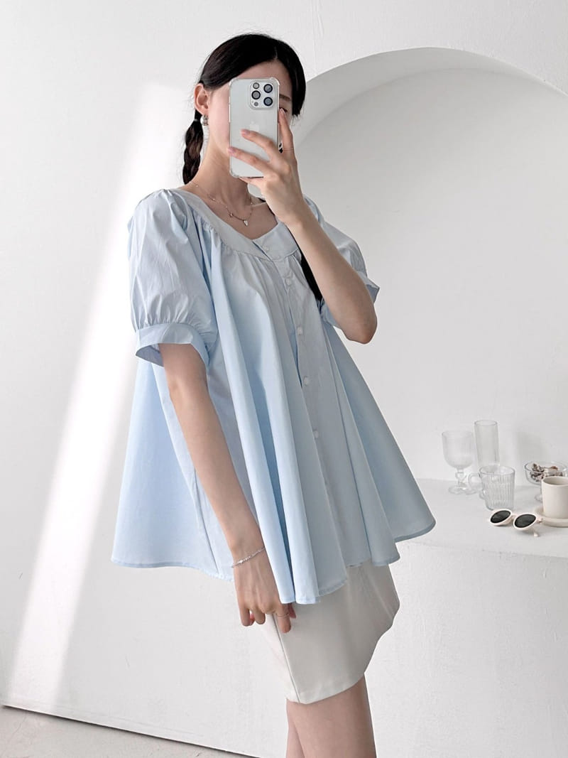 Theggllim - Korean Women Fashion - #vintageinspired - Round Shirring Blouse - 11