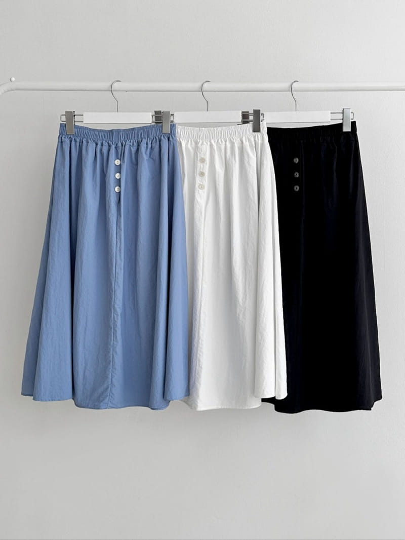 Theggllim - Korean Women Fashion - #womensfashion - Button Banding Skirt - 4