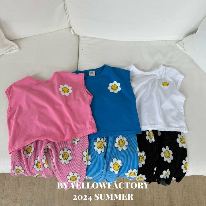 Yellow Factory - Korean Children Fashion - #Kfashion4kids - Smile Flower Top Bottom Set - 6