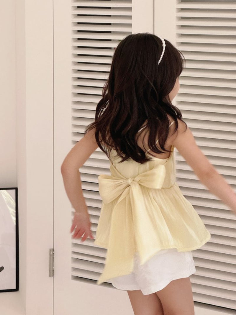 Bailey - Korean Children Fashion - #discoveringself - Shinning Sleeveless Blouse