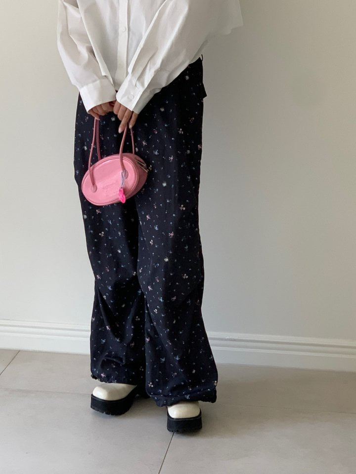 Bricklane - Korean Women Fashion - #vintageinspired - Spring Floral Pants