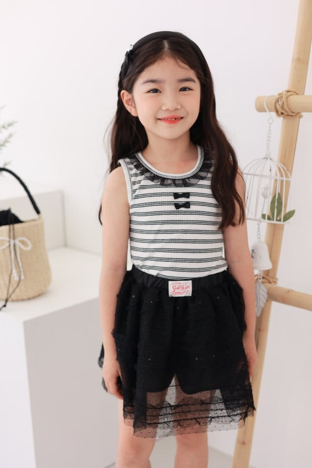 Dalla - Korean Children Fashion - #magicofchildhood - Surfing Sleeveless Tee - 2