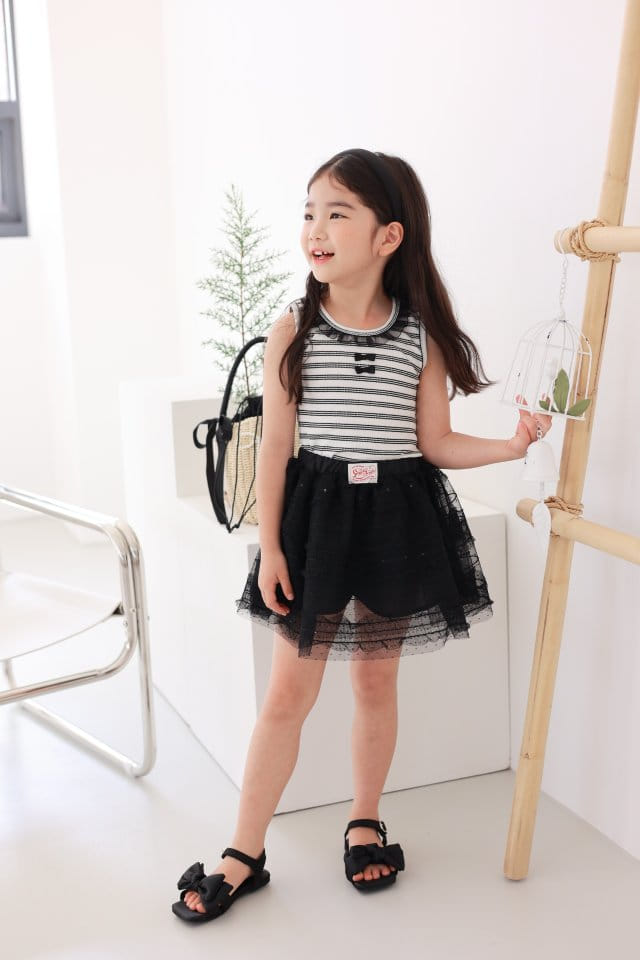 Dalla - Korean Children Fashion - #stylishchildhood - Surfing Sleeveless Tee - 7