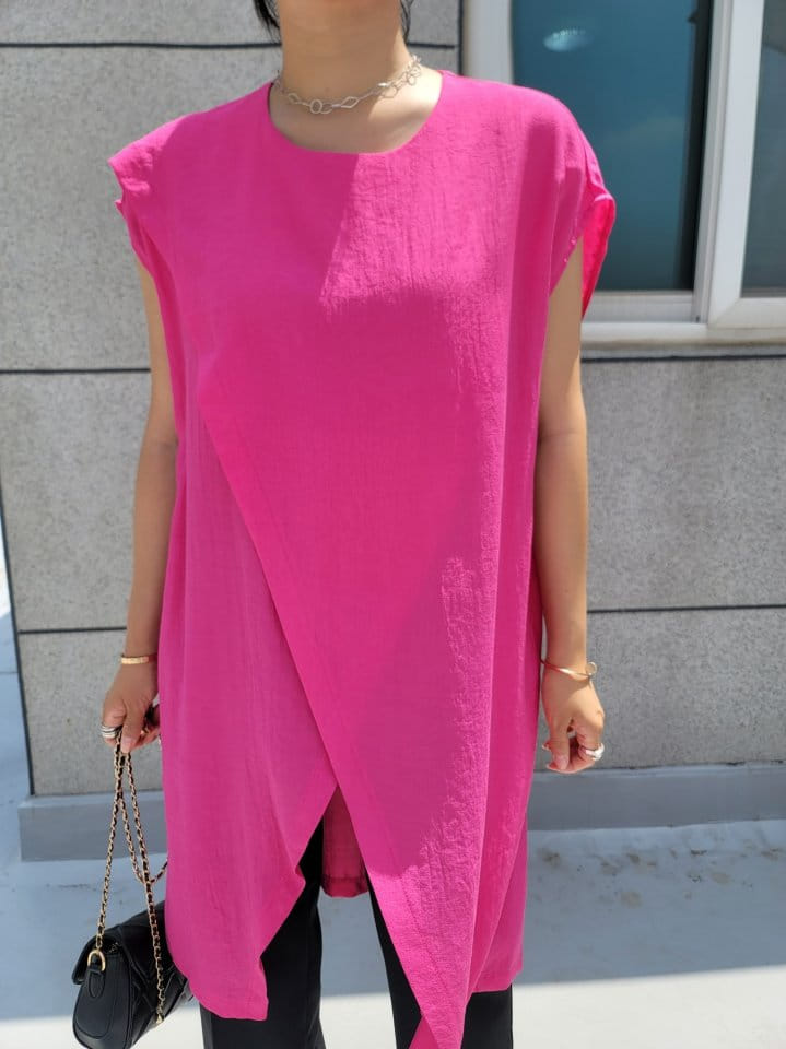 Gratia - Korean Women Fashion - #momslook - Slit Long Blouse - 2