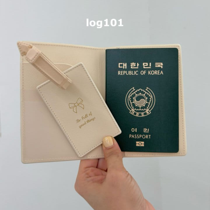 Log101 - Korean Children Fashion - #littlefashionista - Log Passport Cases With Name Tag - 10