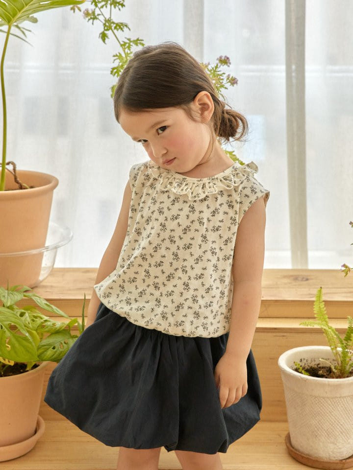 Lolobole - Korean Children Fashion - #minifashionista - Margaret Frill Sleeveless Tee - 6