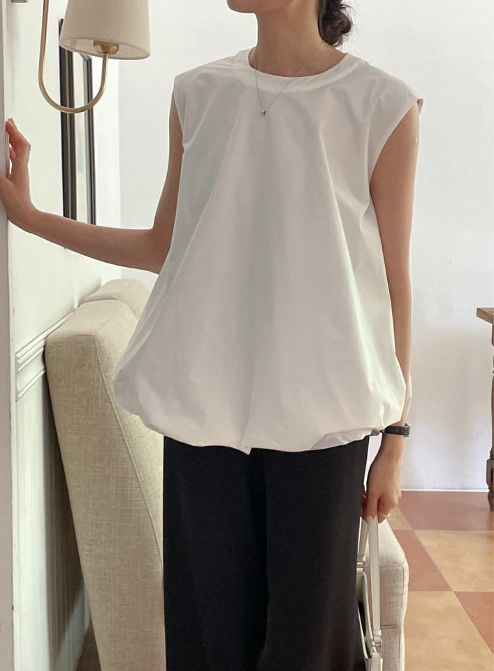 Merry J - Korean Women Fashion - #womensfashion - Balloon Button Blouse - 2