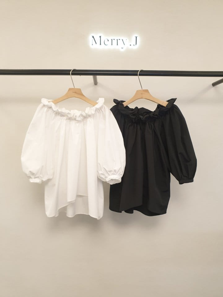 Merry J - Korean Women Fashion - #womensfashion - Frill Off Shoulder Blouse