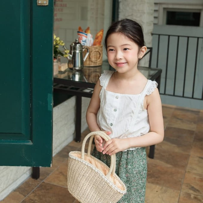 Mon Atelier - Korean Children Fashion - #littlefashionista - Frill Sleeveless Tee