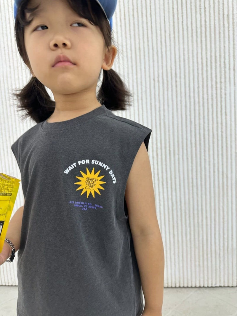 Olivie - Korean Children Fashion - #Kfashion4kids - Big Surf Sleeveless Tee - 7