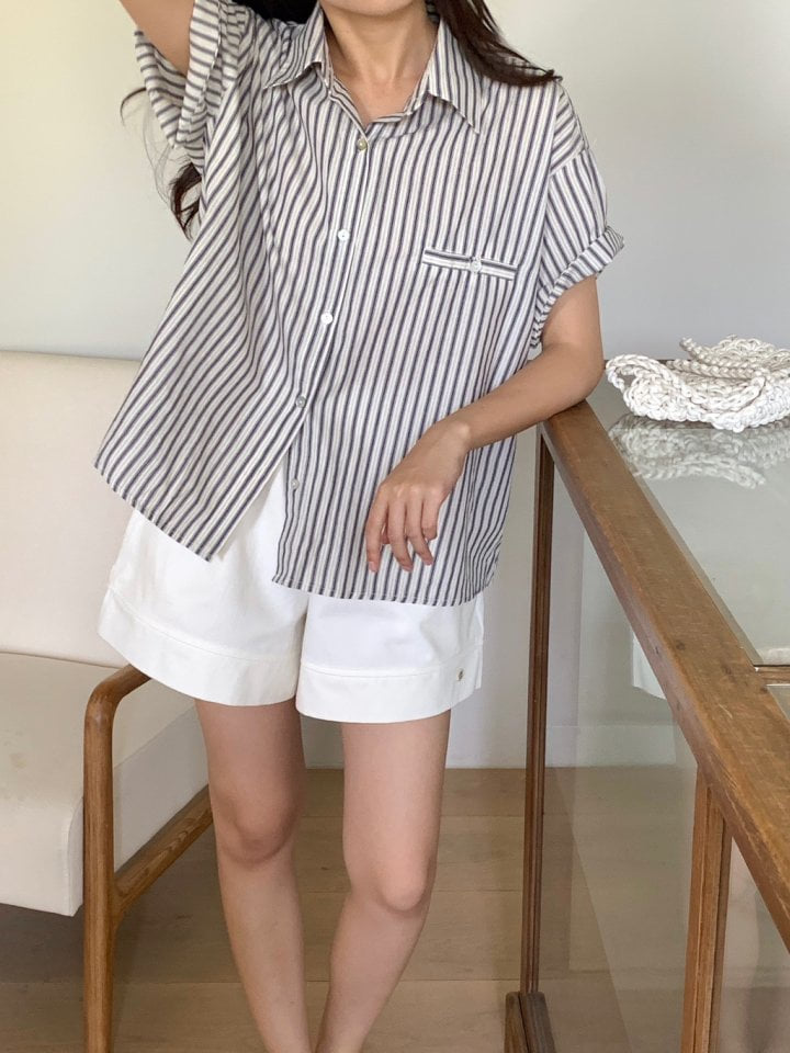 Osense - Korean Women Fashion - #vintagekidsstyle - Opening Stripe Half Shirt - 7