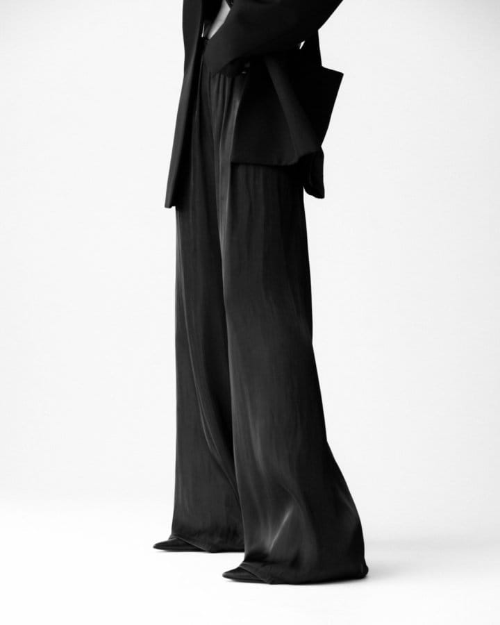 Paper Moon - Korean Women Fashion - #momslook - Classic Silky Wide Trousers - 8