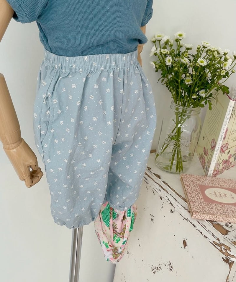 Studio M - Korean Children Fashion - #minifashionista - BB Flower Ankle Pants - 3